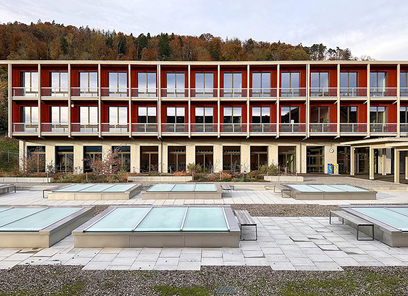 Pausenbereich auf dem Turnhallendach - Bild Anca Vega